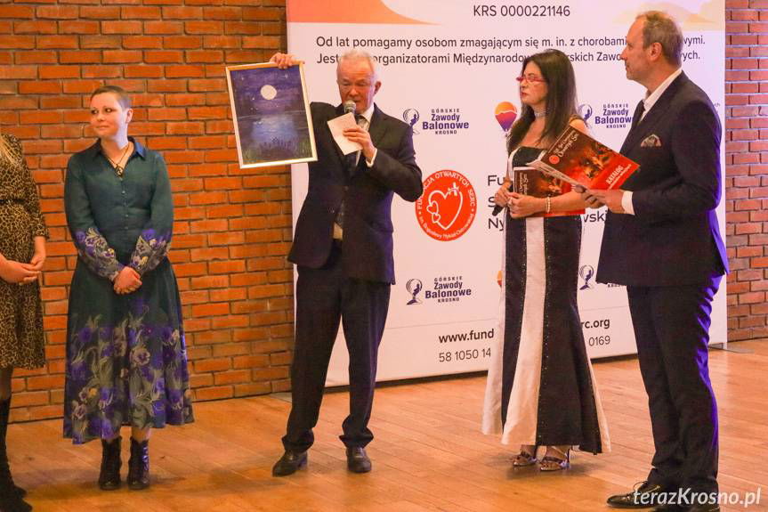 Bal Otwartych Serc w Krośnie. Goście otworzyli serca i portfele dla potrzebujących [ZDJĘCIA]