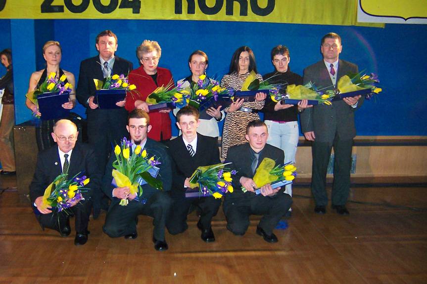 Najpopularniejsi sportowcy, trener i działacz powiatu krośnieńskiego w 2004 roku [ZDJĘCIA]