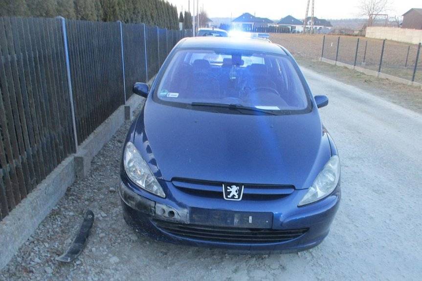 Mając ponad 3,5 promila w organizmie spowodował kolizję i "chciał się dogadać"