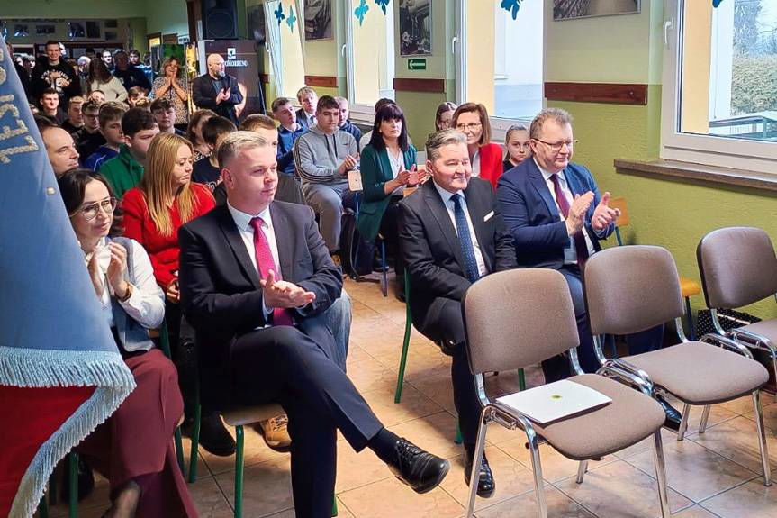 Wyjątkowa lekcja historii podczas obchodów Dnia Patrona w Jedliczu