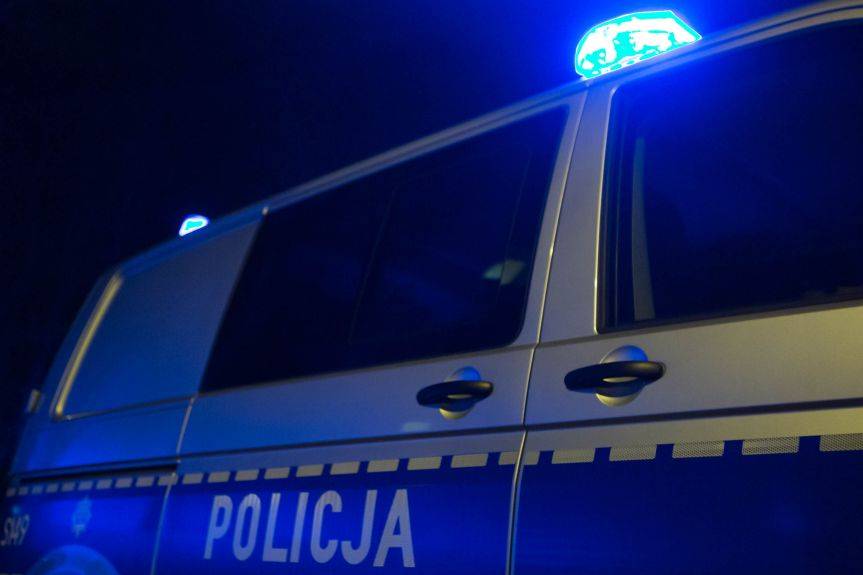 Tajemnicza śmierć mieszkańca Krosna. Wypadł z trzeciego piętra