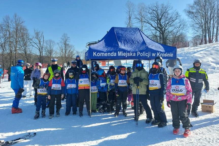 Policja przypomina: kask obowiązkowy, alkohol zabroniony na stoku