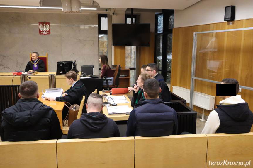 Wyrok sądu dla mieszkańców powiatu krośnieńskiego: chcieli upodlić poszkodowanego