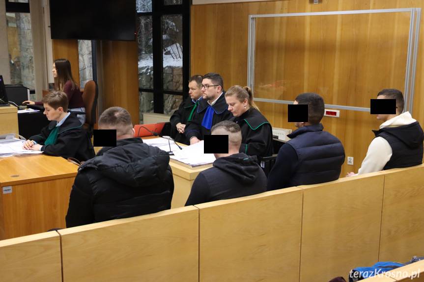 Wyrok sądu dla mieszkańców powiatu krośnieńskiego: chcieli upodlić poszkodowanego