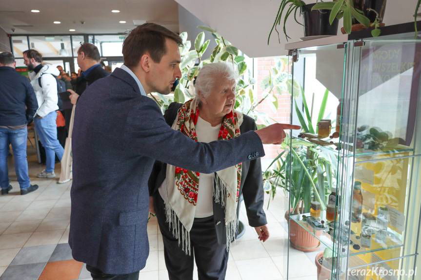 Zielony Parasol. Konferencja pszczelarzy, ekologów i leśników w Krośnie