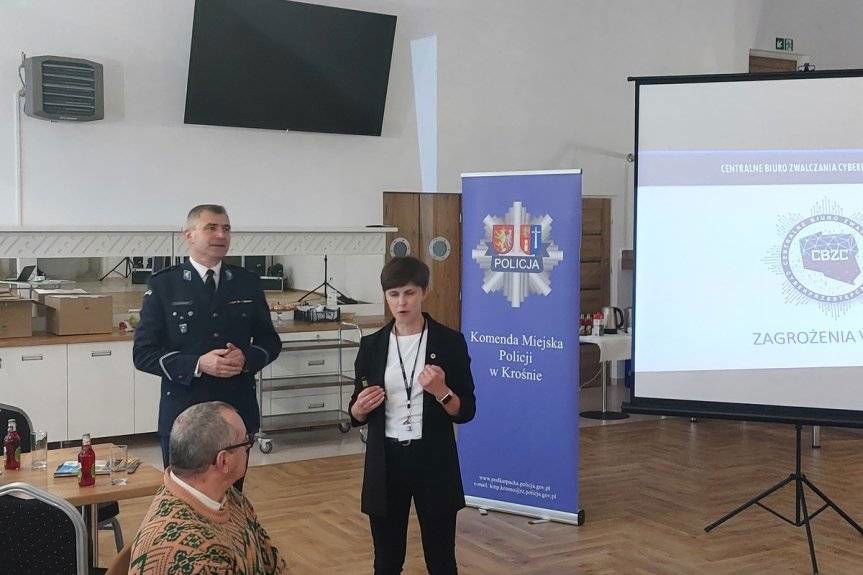 Cyfrowe bezpieczeństwo tematem spotkania z seniorami