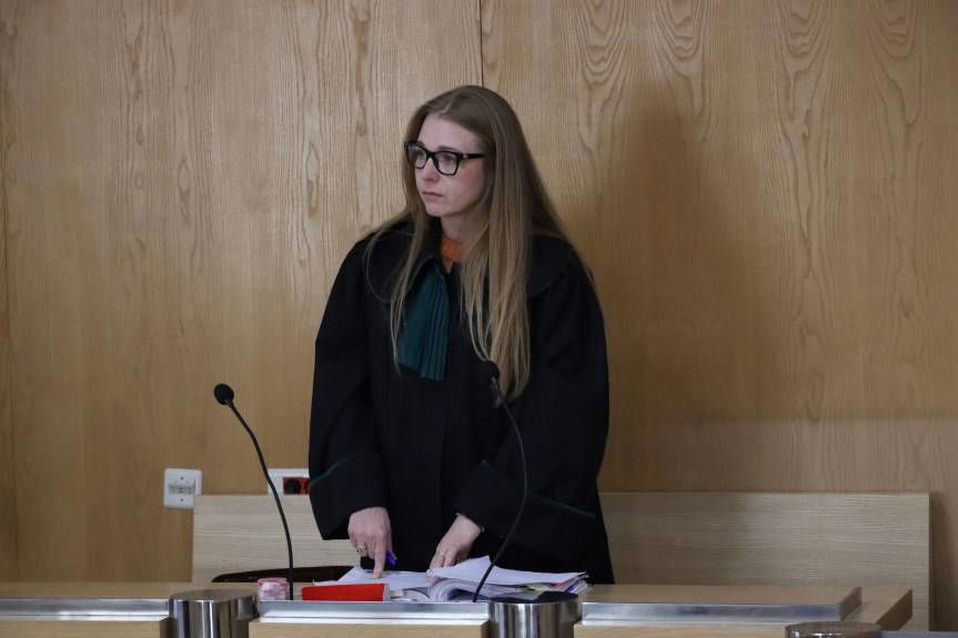 Zabójstwo w Krośnie. Prokurator chce 15 lat więzienia, oskarżona sprawiedliwego wyroku