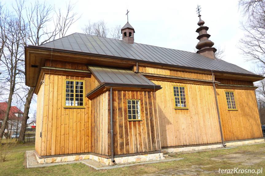 Nietoperze czują się świetnie, a wierni czekają. Spór o świątynię w Sieniawie trwa