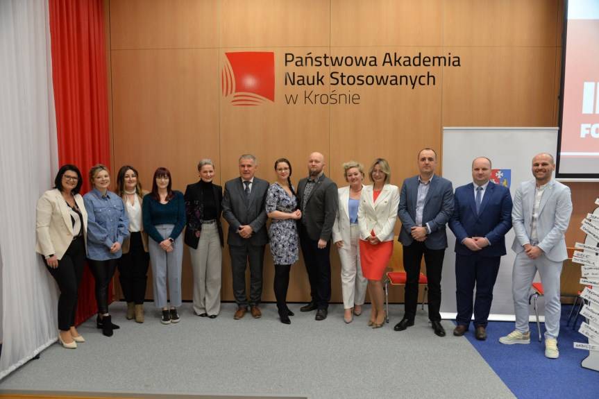 Zaproszenie na Akademickie Forum Biznesu w Krośnie