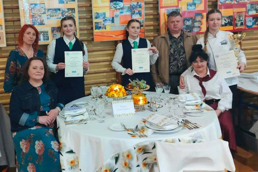 Uczennice "Gastronomika" najlepsze w  prestiżowym konkursie kulinarnym