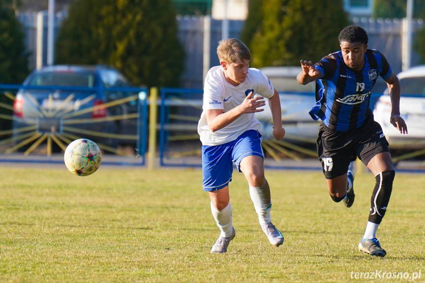 Porażka Nafty Jedlicze na inaugurację wiosny. Tempo Nienaszów skuteczniejsze po przerwie