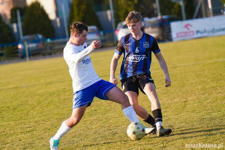 Porażka Nafty Jedlicze na inaugurację wiosny. Tempo Nienaszów skuteczniejsze po przerwie
