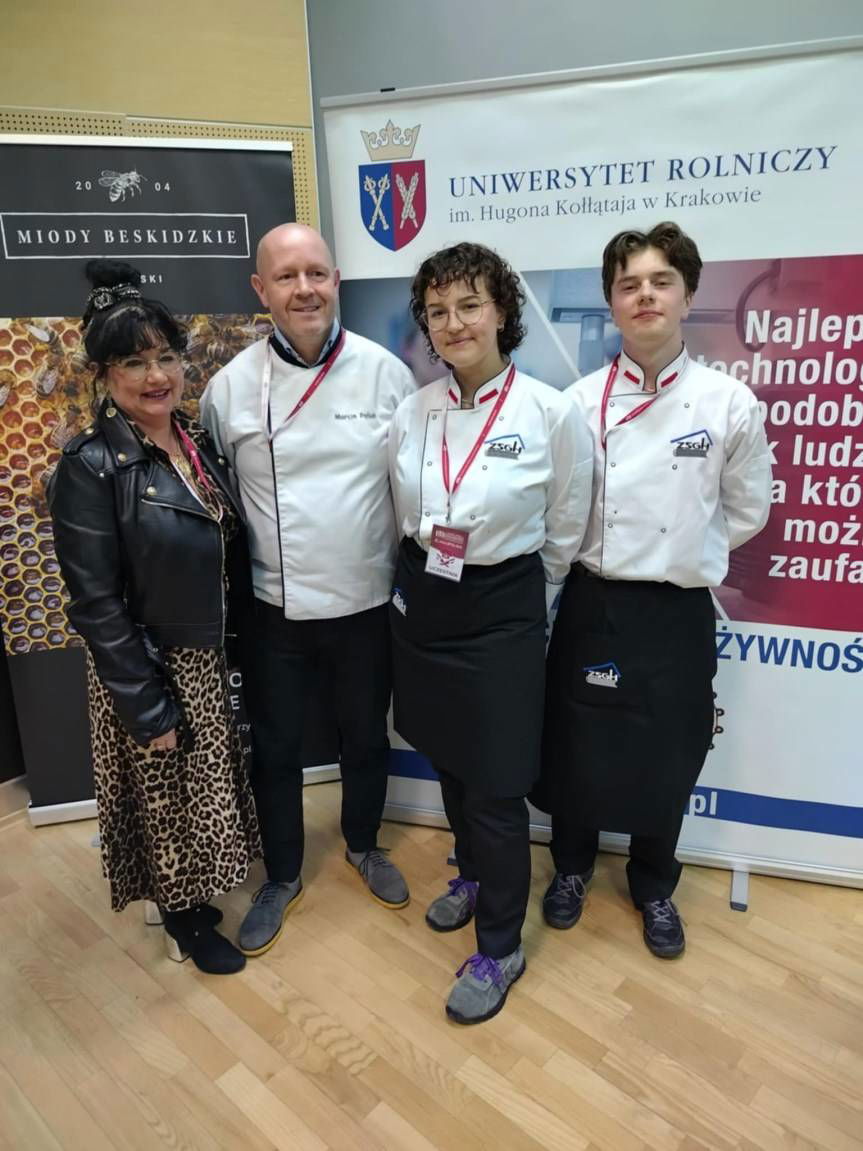 Smak Gościnności. Uczniowie Gastronomika na konkursie w Myślenicach