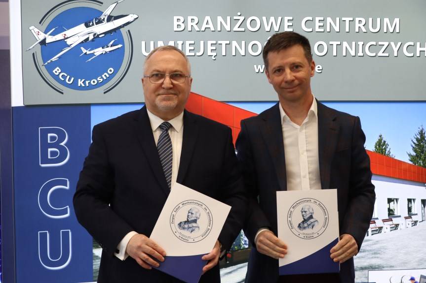 Zespół Szkół Mechanicznych w Krośnie i spółka Lotnisko Krosno podpisały porozumienie