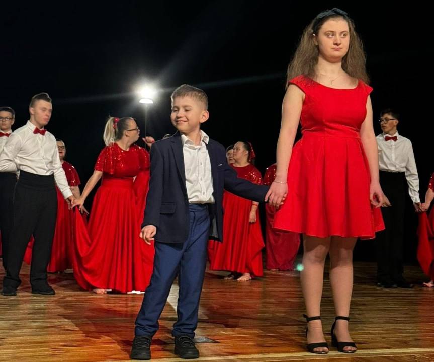 Światowy Dzień Świadomości Autyzmu. SOSW z Krosna przygotował specjalny teledysk [FILM]