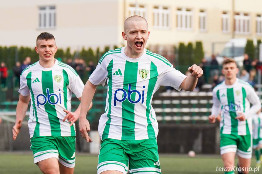 Minimalne zwycięstwo Przełęczy Dukla z Naftą Jedlicze w zaległym meczu [ZDJĘCIA]