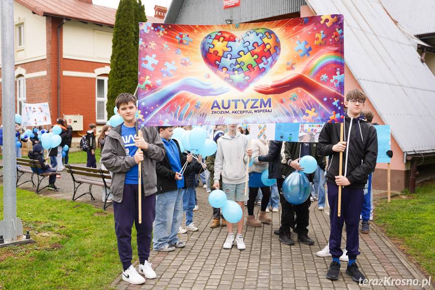 Niebieski marsz i moc wzruszeń. Tak Potok obchodził Dzień Autyzmu