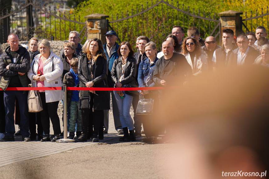 Miejsce Piastowe. Kadeci z klas mundurowych złożyli ślubowanie [ZDJĘCIA]
