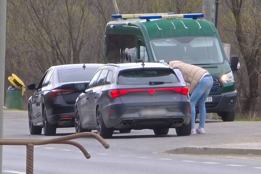 Cupra Leon trafiła do krośnieńskiej policji. Kierowcy już ją wypatrzyli