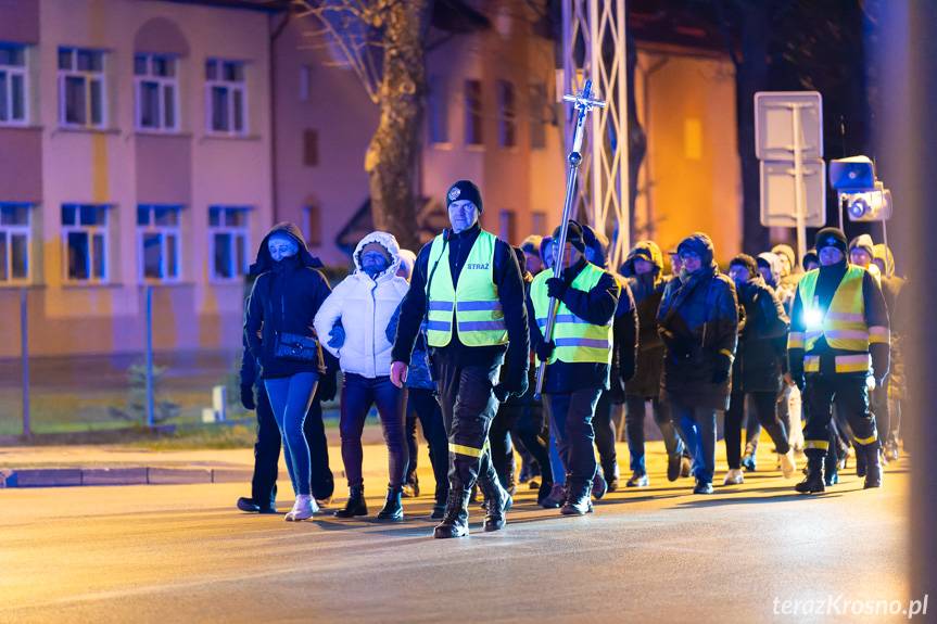 Z Miejsca Piastowego do Targowisk - marsz w duchu nauczania Jana Pawła II [ZDJĘCIA]