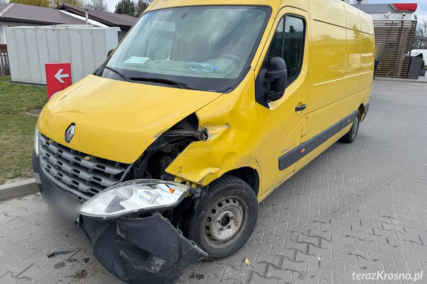 Zderzenie samochodów na Zręcińskiej