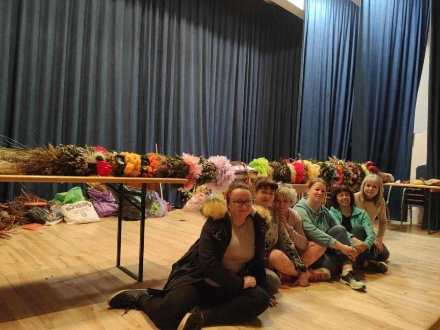 W Łężanach powstała kilkumetrowa palma