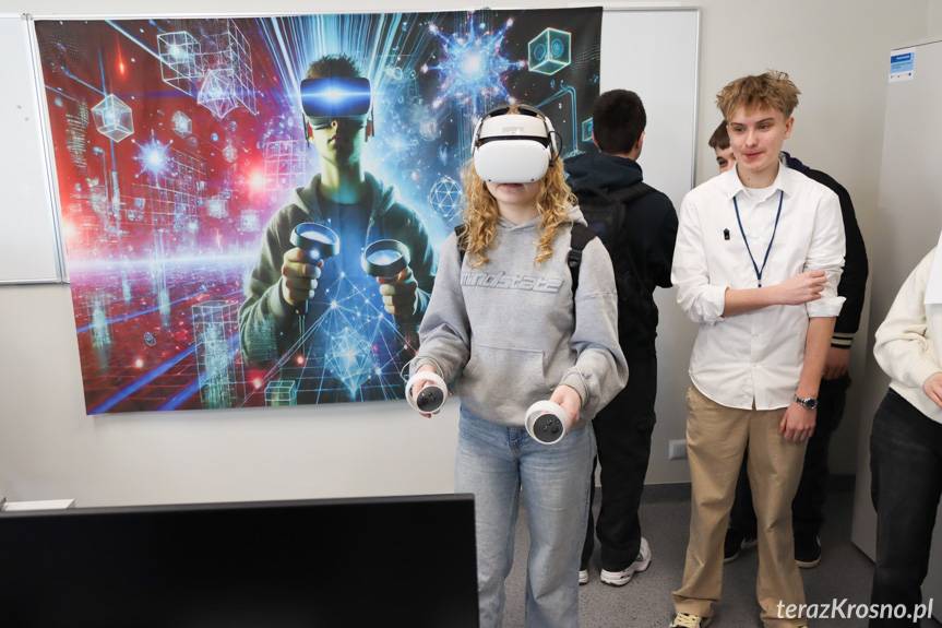 W Zespole Szkół Elektrycznych i Ogólnokształcących w Krośnie otwarto nowoczesne pracownie [ZDJĘCIA]