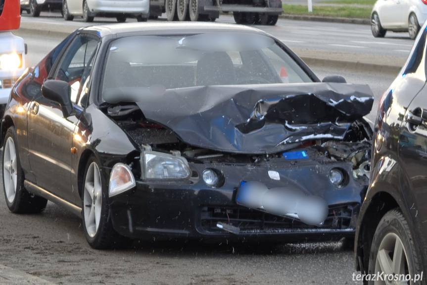 Krosno. Zderzenie trzech samochodów