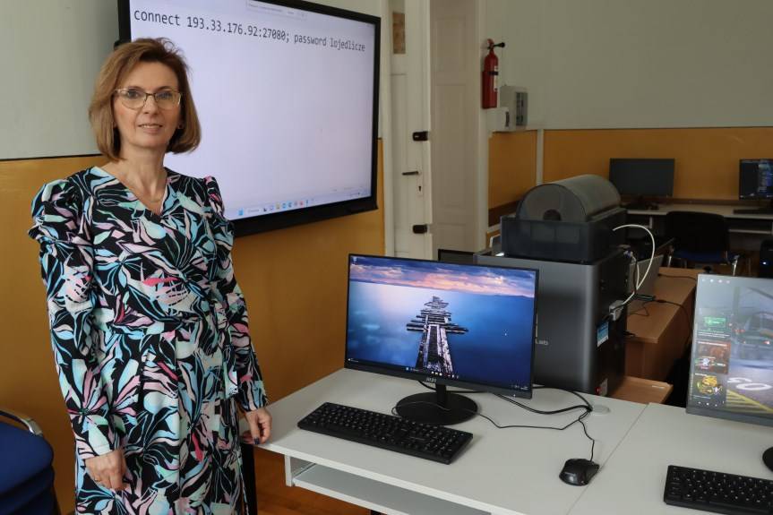 Nowoczesne pracownie i sprzęt w Liceum Ogólnokształcącym w Jedliczu