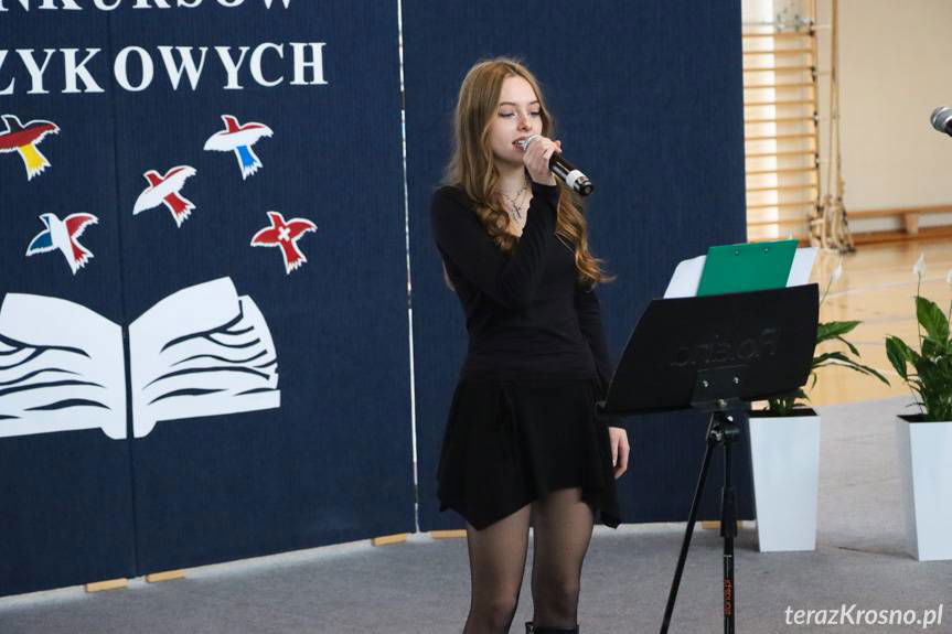 Warto uczyć się języków obcych. Podsumowanie wojewódzkich konkursów w II Liceum Ogólnokształcącym w Krośnie [ZDJĘCIA]