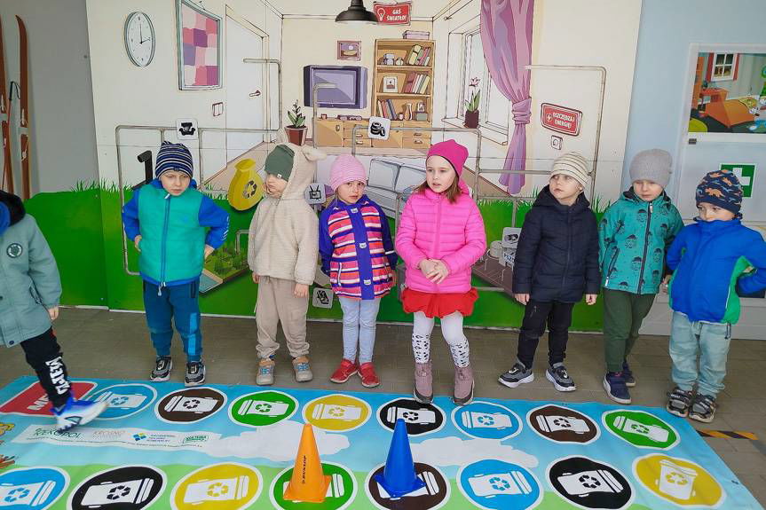 Edukacyjna ścieżka w PSZOK Krosno znów tętni życiem