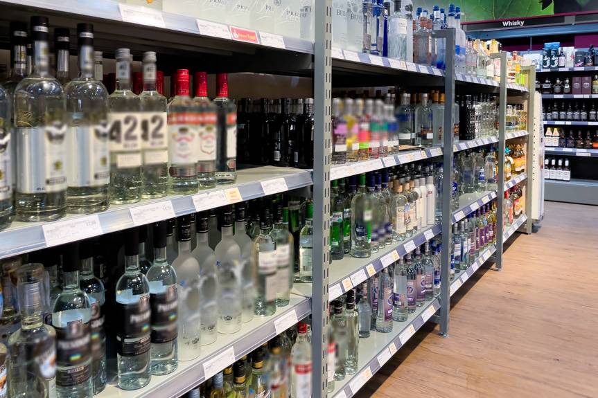 Miliony złotych na trunki. Sprawdziliśmy, ile w Krośnie wydano na alkohol w 2024 roku