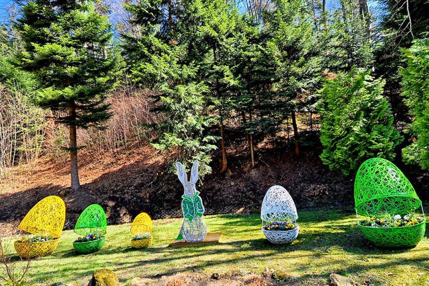 Kolorowy Ogród Wielkanocny w Iwoniczu-Zdroju