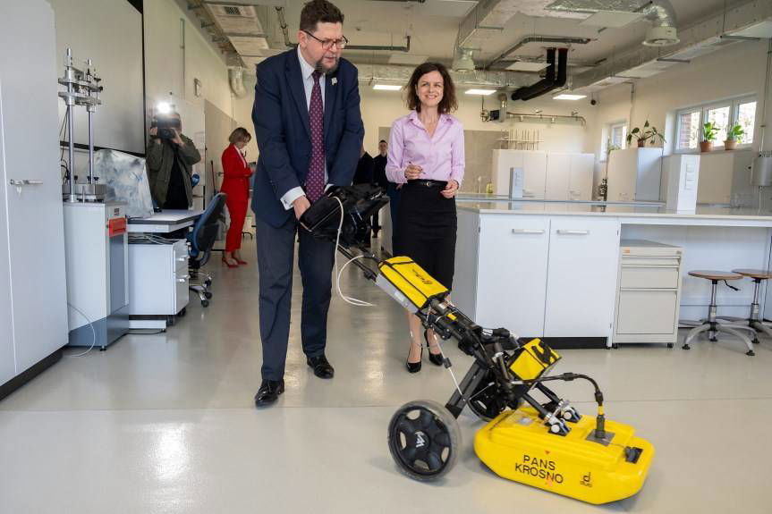 Minister Andrzej Szeptycki gościł w Państwowej Akademii Nauk Stosowanych w Krośnie