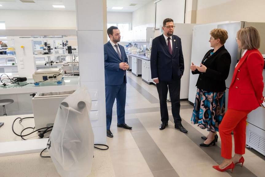 Minister Andrzej Szeptycki gościł w Państwowej Akademii Nauk Stosowanych w Krośnie