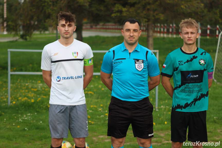 Juniorzy Iwonki Iwonicz wciąż niepokonani [ZDJĘCIA]