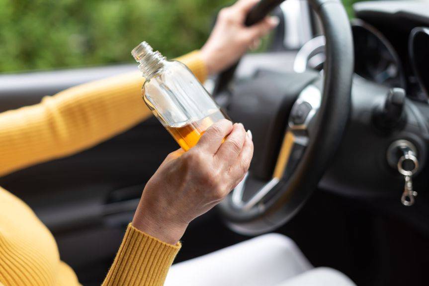 Poprosiła o wrzucenie pierwszego biegu. Miała 3,5 promila i czteropak piwa