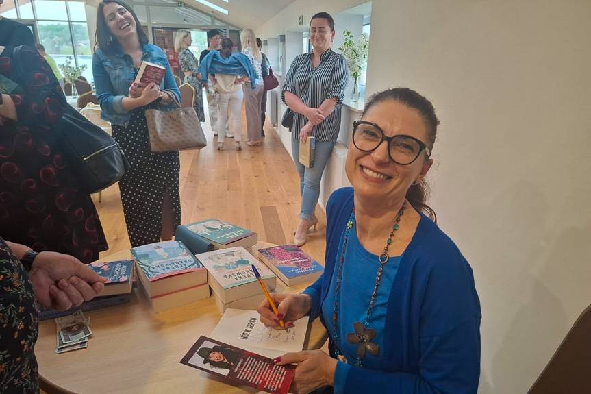 Książki, seriale i pasja. Literacki wieczór z Ałbeną Grabowską