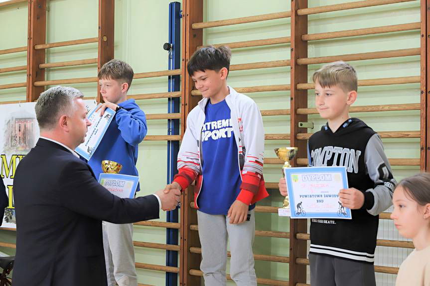 Powiatowe Zawody BRD w Jedliczu pełne emocji i sportowej rywalizacji