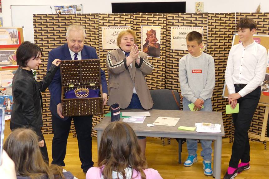 Niezwykła lekcja historii w bibliotece w Chorkówce