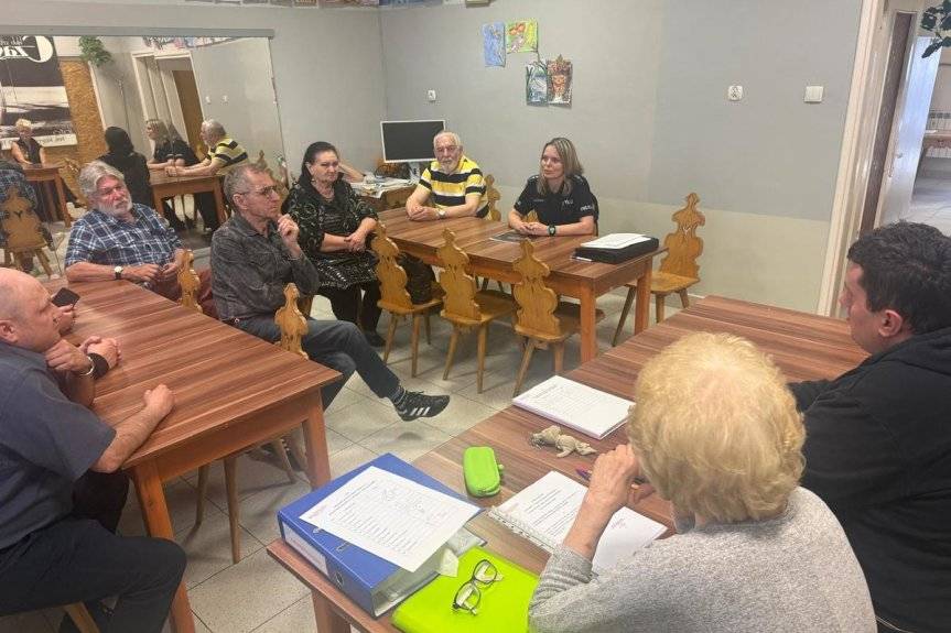 Policjanci spotkali się z Radą Osiedla Rzeszowska Południe w Dębicy