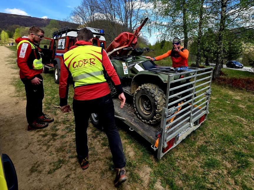 Turysta ukąszony przez żmiję. GOPR Bieszczady apeluje