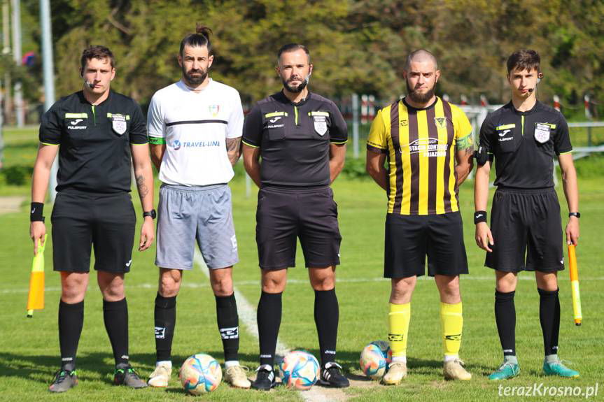 Iwonka Iwonicz górą w derbach gminy Iwonicz-Zdrój [ZDJĘCIA]