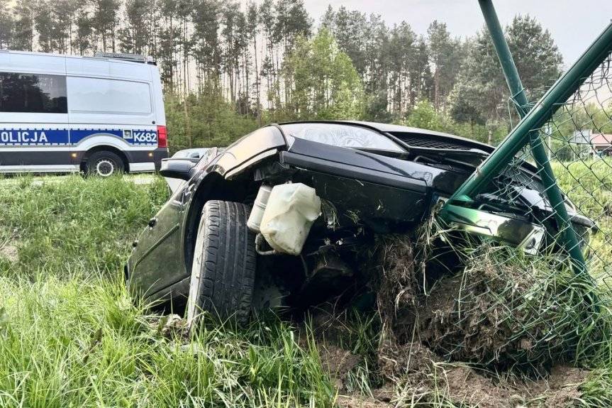 Dzielnicowy uniemożliwił jazdę nietrzeźwemu kierującemu w Brzyściu