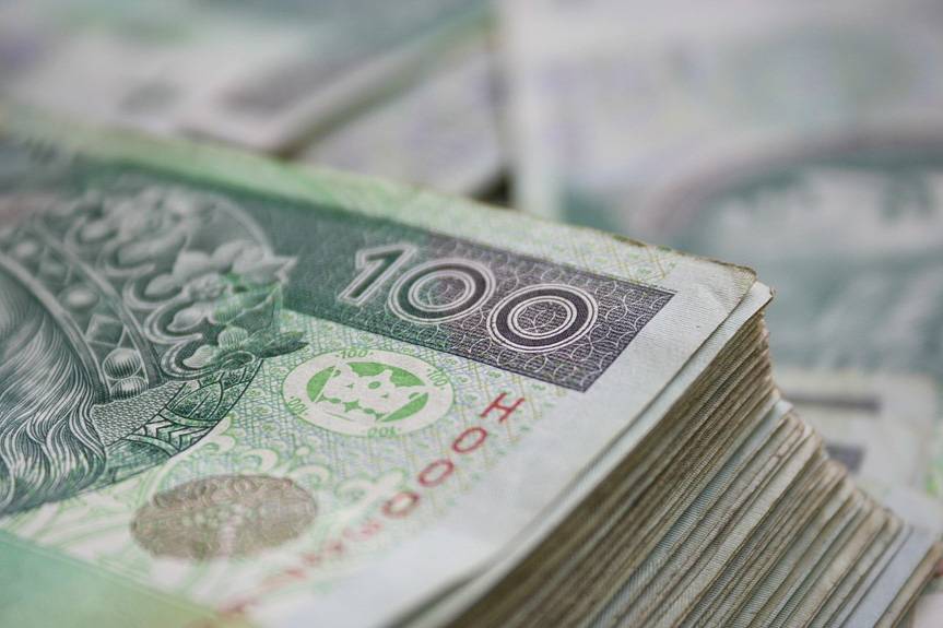 Uwierzył w zysk z inwestycji. Stracił 147 tys. zł