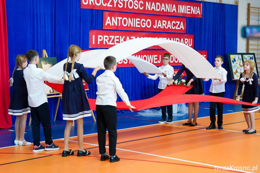 Dobieszyn. Antoni Jaracz patronem Szkoły Podstawowej