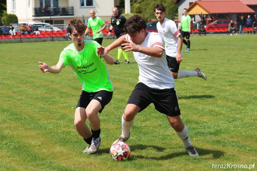 Karpaty Klimkówka - Beskid Posada Górna: derby gminy Rymanów dla lidera klasy A2 [ZDJĘCIA]