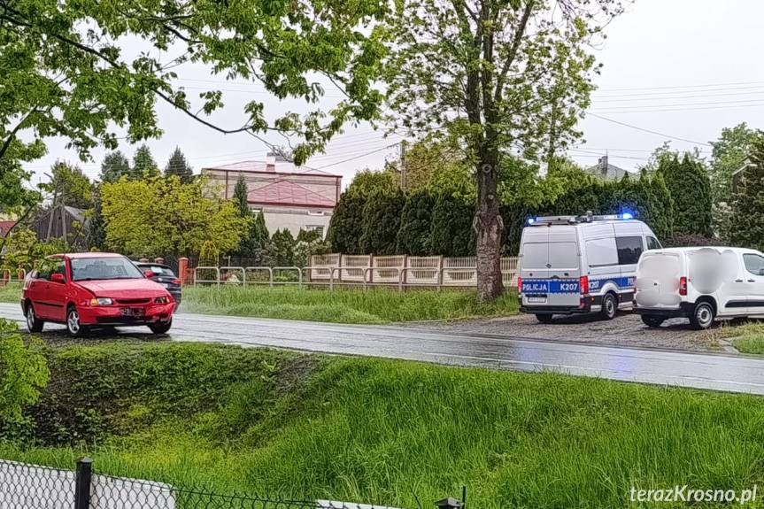 Kolizja dwóch samochodów w Miejscu Piastowym