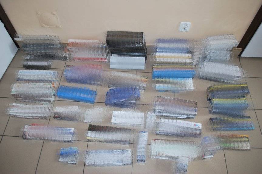 Policjanci zabezpieczyli nielegalne papierosy