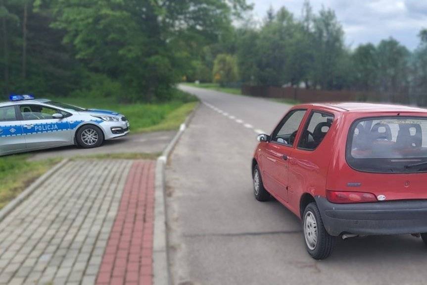 Pijany 45-latek za kierownicą fiata